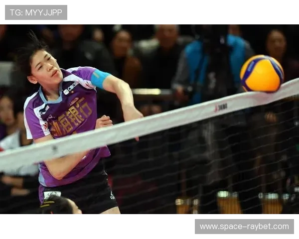 12岁小将惊艳世锦赛 于子迪200米蝶泳创个人最佳获第四